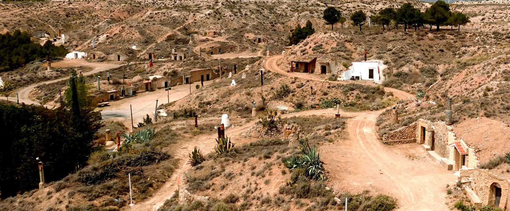 Campo-de-Borja-Barrio Bodegas Magallon